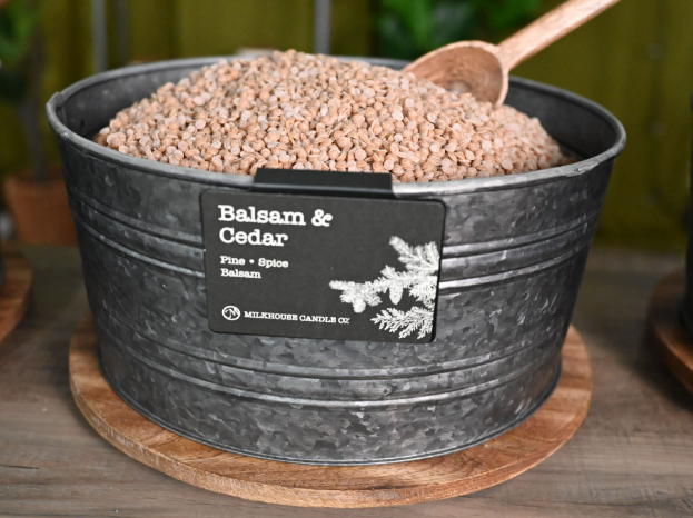 Metal Bucket & Wooden Lid- Candle Bar Wax Bead Container