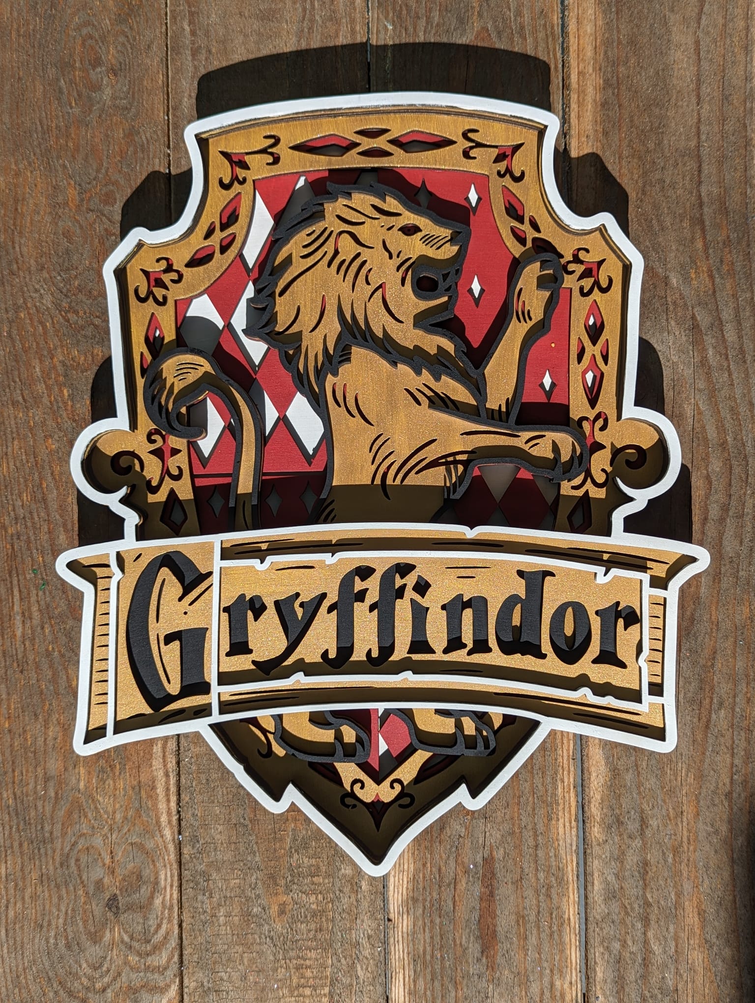 Gryffindor Crest Layered Design  11x13 P13010