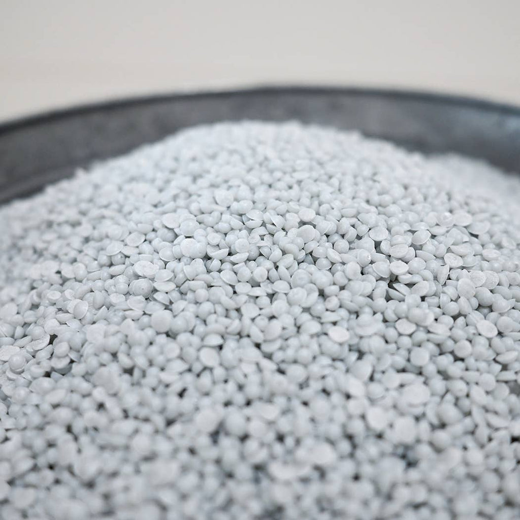 Soy Wax Scented Beads - 2lb Refill for A La Carte Candle Bar: Saltwater Mist