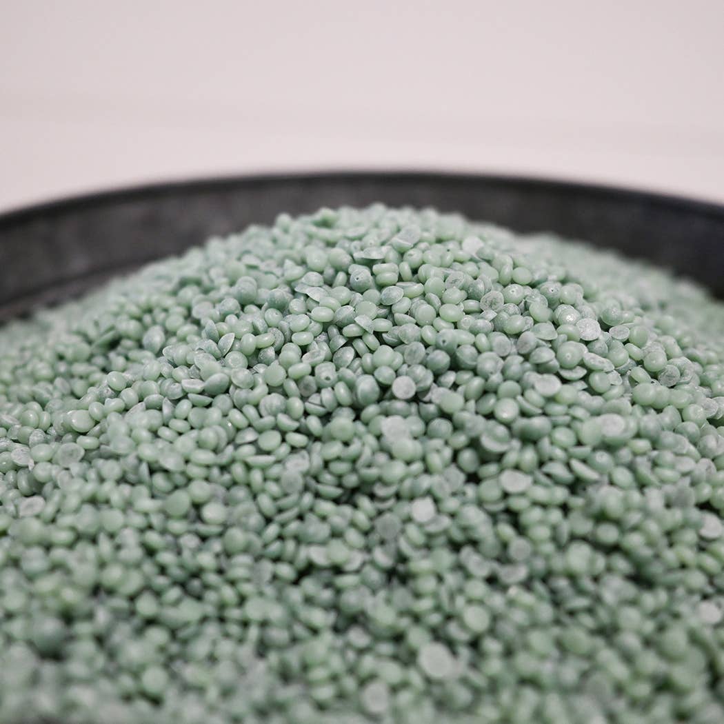 Soy Wax Scented Beads - 2lb Refill for A La Carte Candle Bar: Saltwater Mist