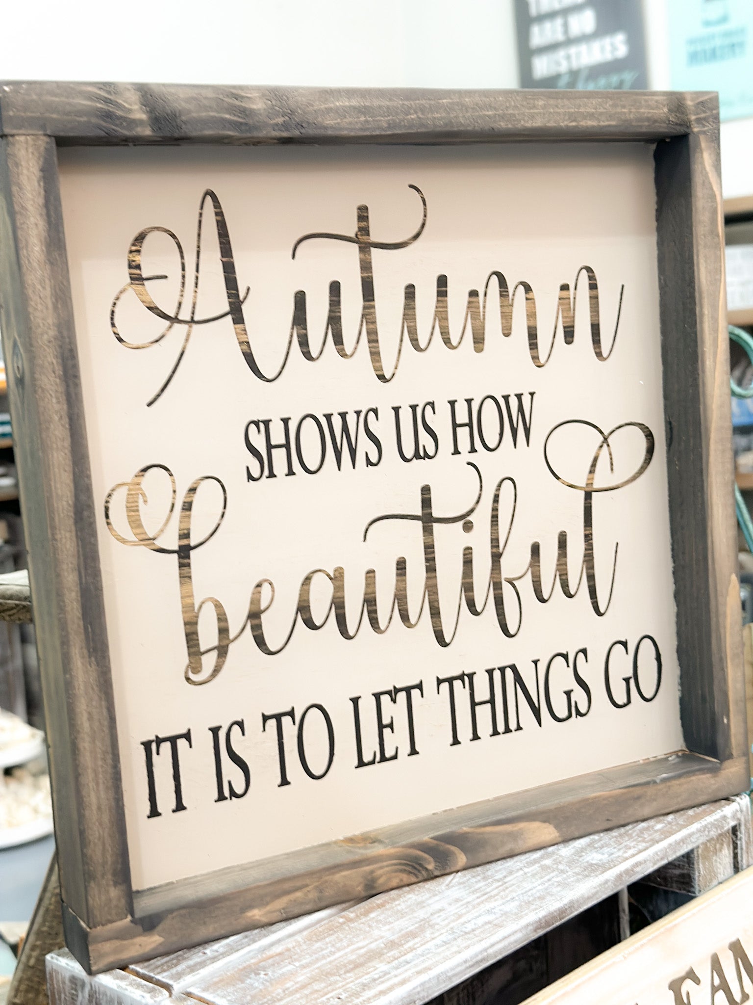 Autumn shows us How Beautiful it is to Let Things Go SQUARE DESIGN P02937