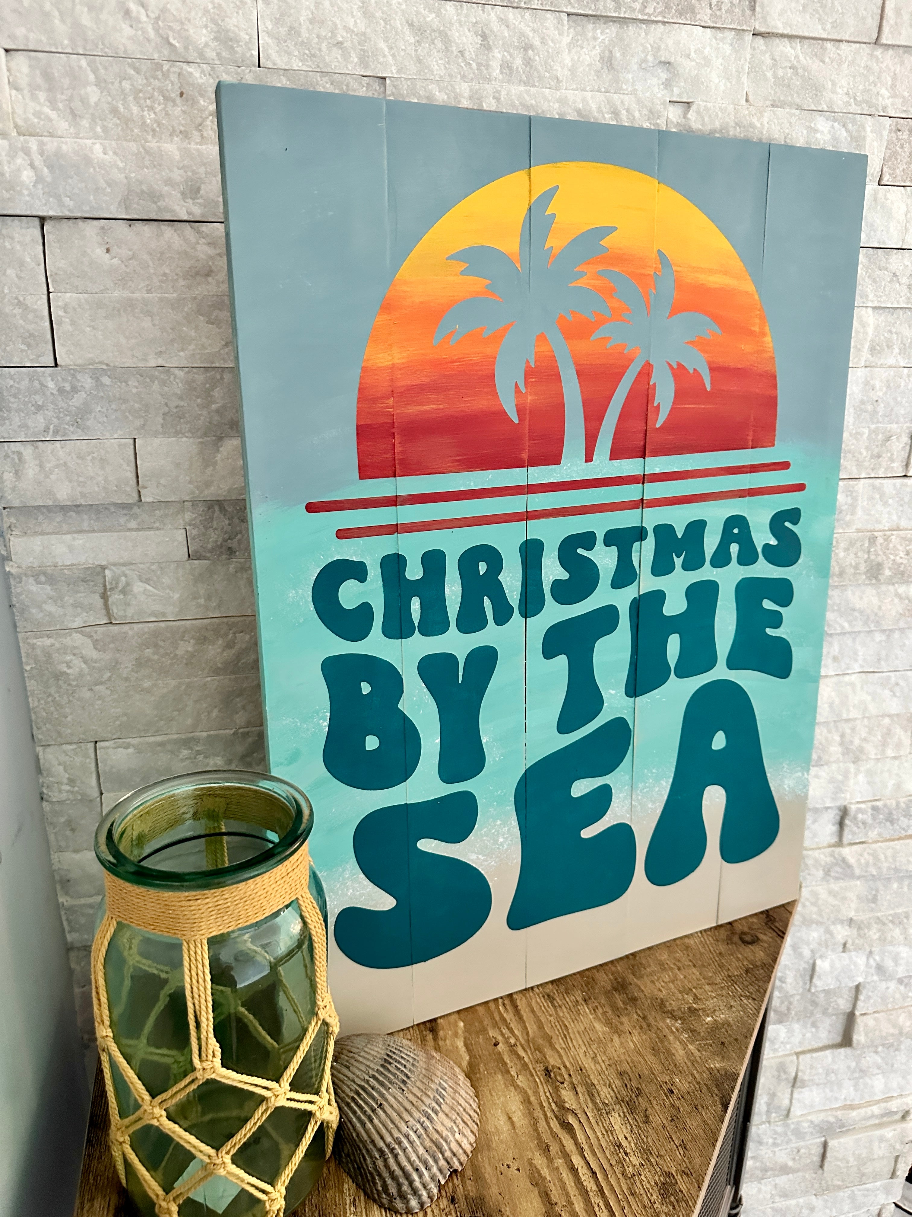 Christmas By The Sea SIGNATURE DESIGN P02980