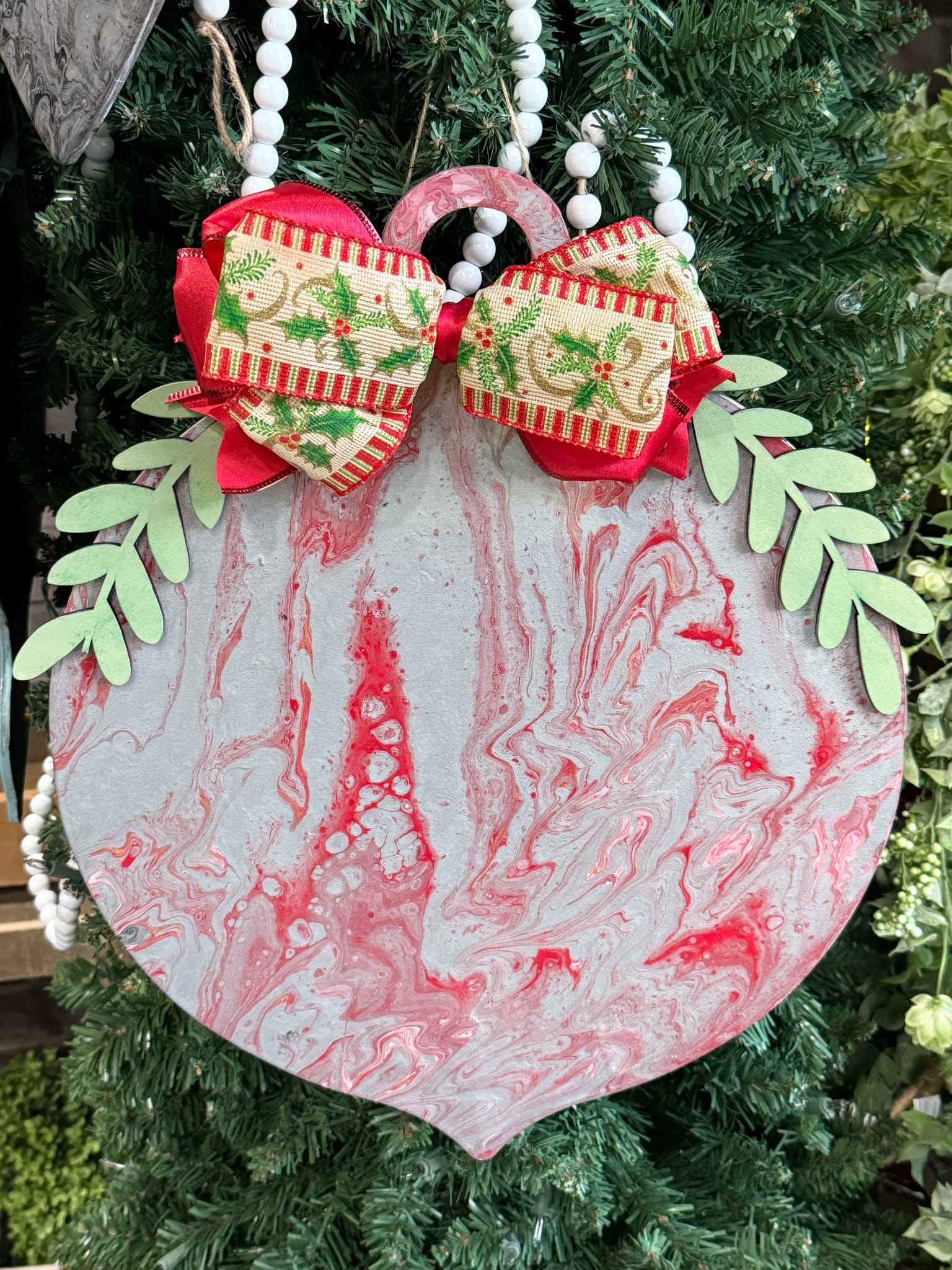 Classic Ornament Paint Pour Shape P13571