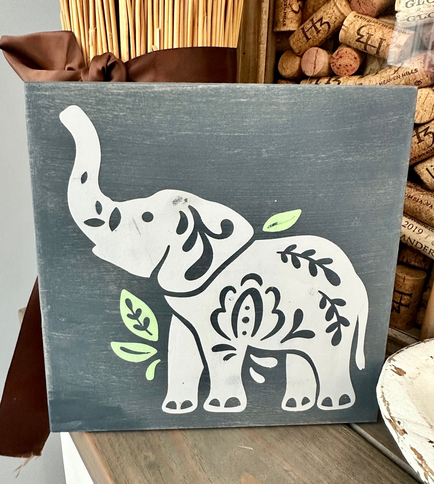 Elephant Folk Art Mini Design P02971