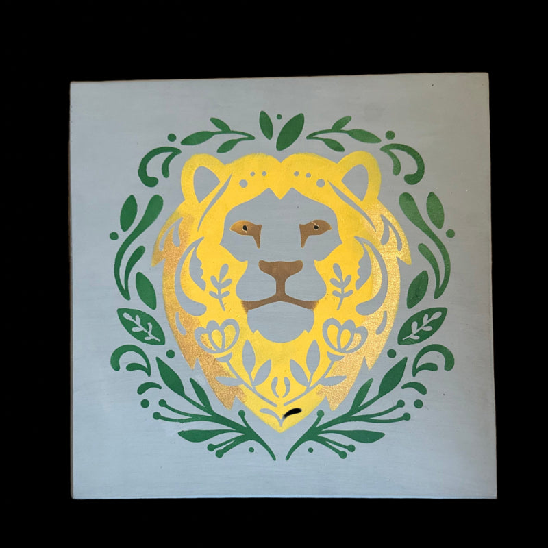 Folk Art Lion SQUARE - P014213