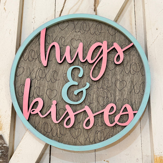 Hugs & Kisses Round Design P2041