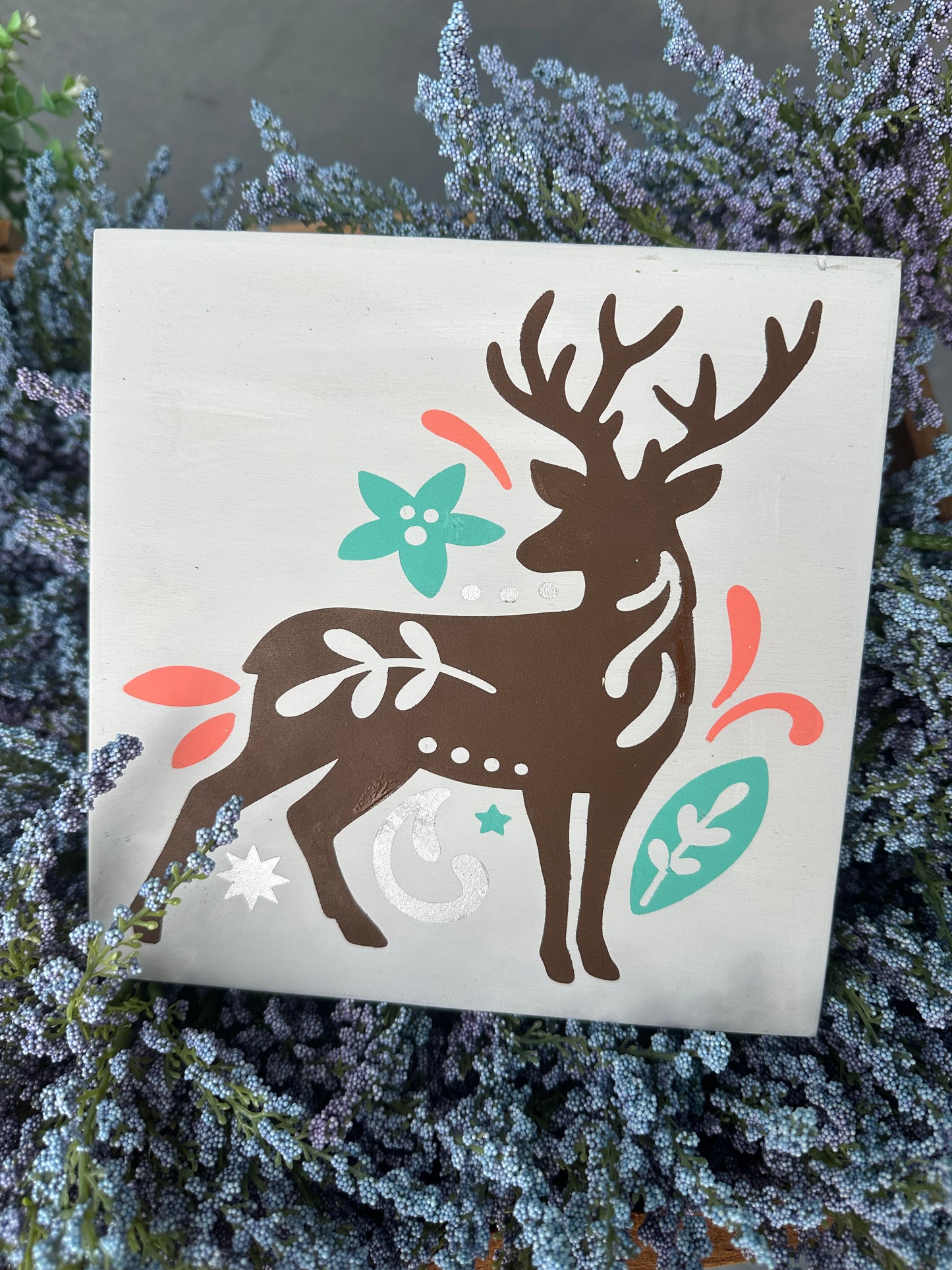 Folk Art Deer Design P13043