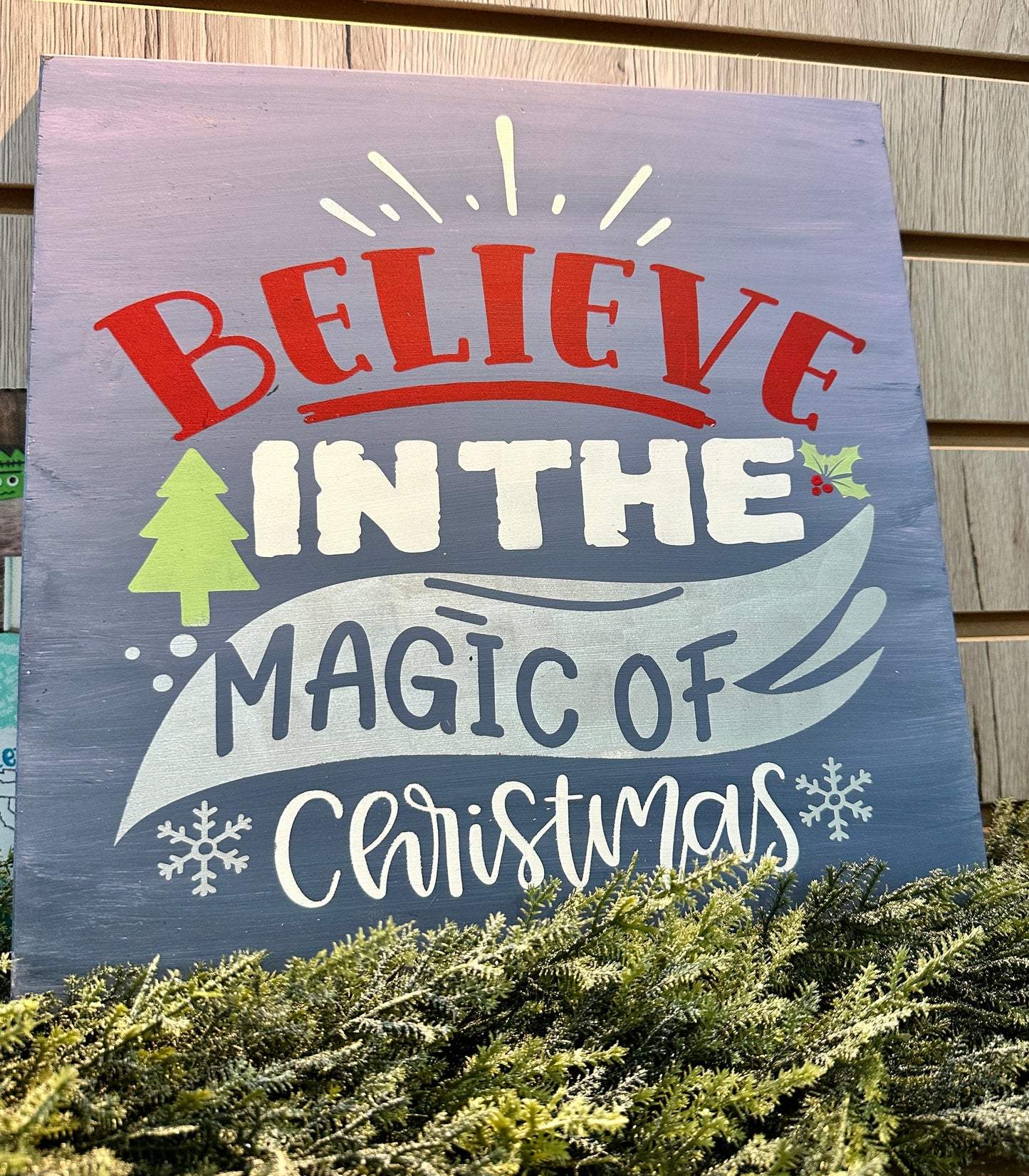 Believe In The Magic Of Christmas Square P03158