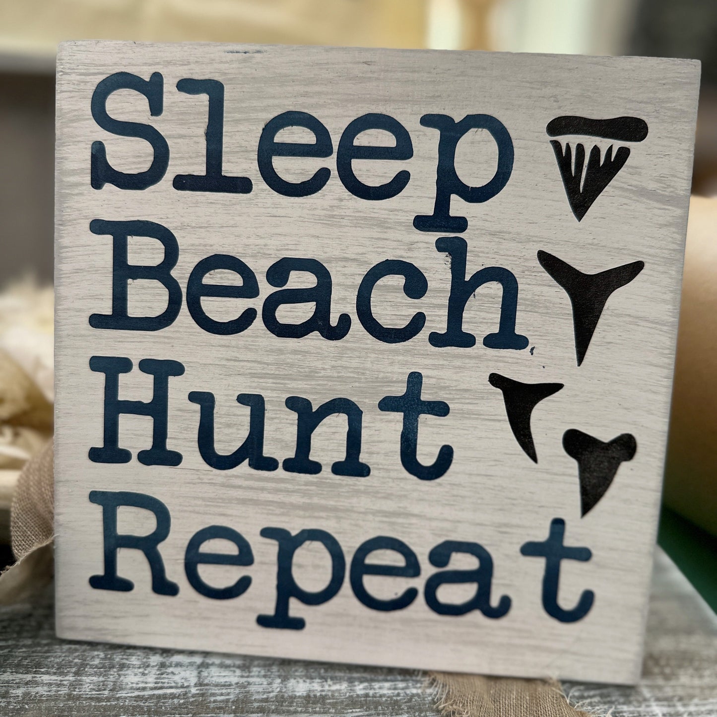 PAINTED* Sleep Beach Hunt Repeat P2595 MINI DESIGN