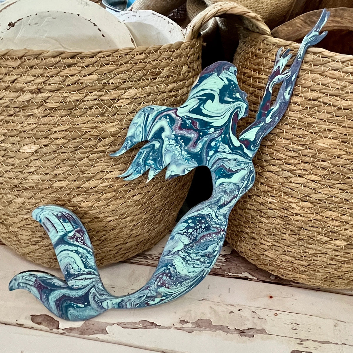 Mermaid Paint Pour Shape P02867