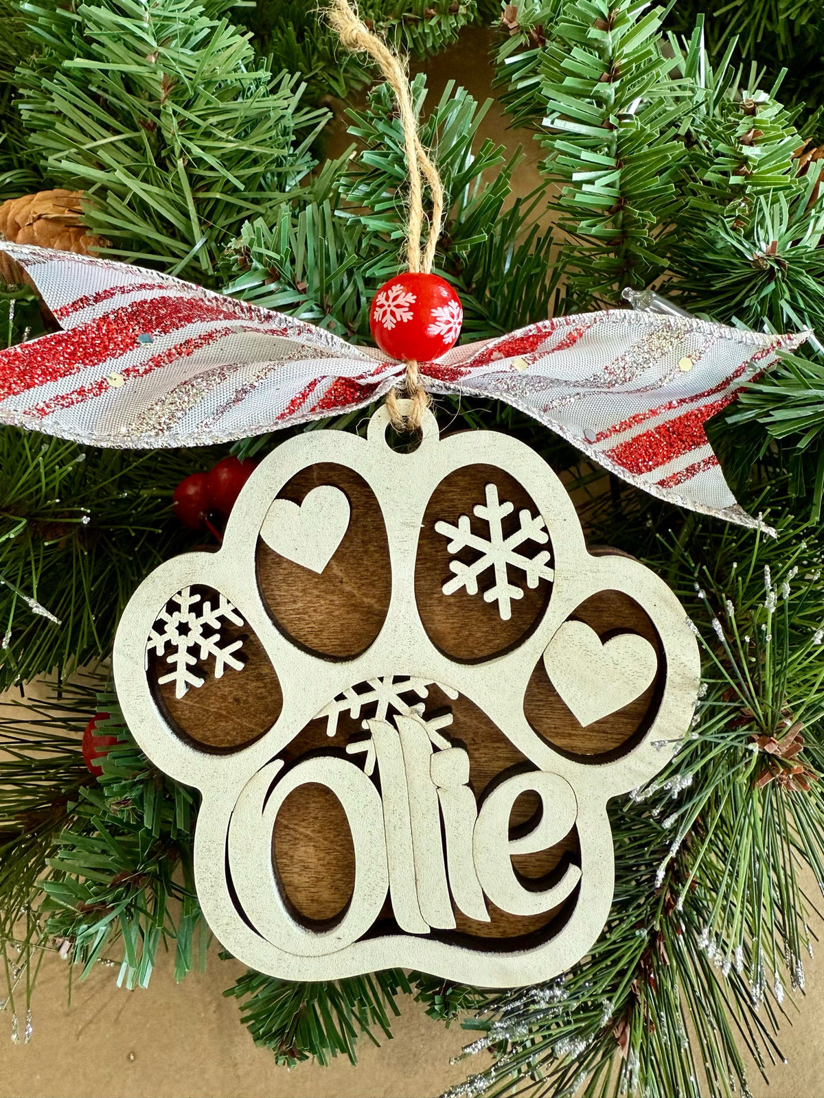 Personalized Paw Ornament P13501