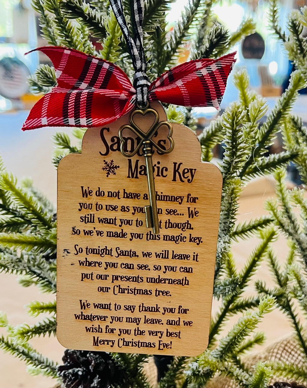 Santa's Magic Key Ornament P02985