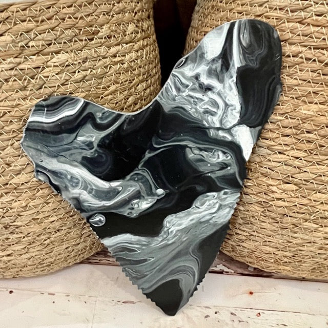 Shark Tooth Paint Pour Shape P02860