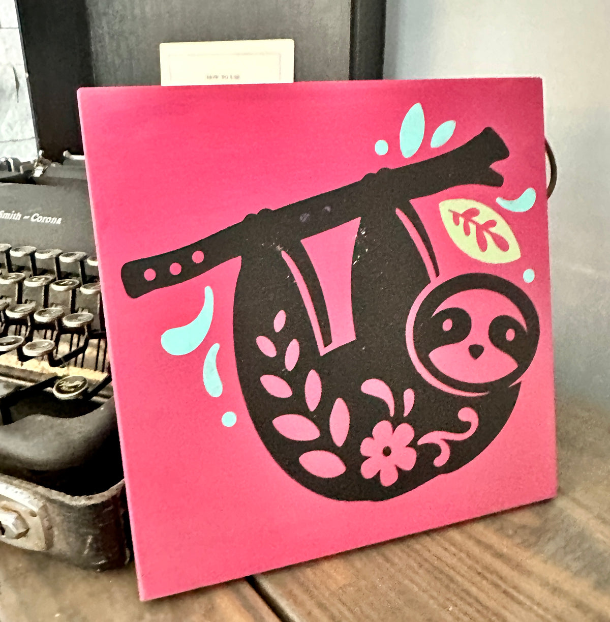 Sloth Folk Art Mini Design P02970