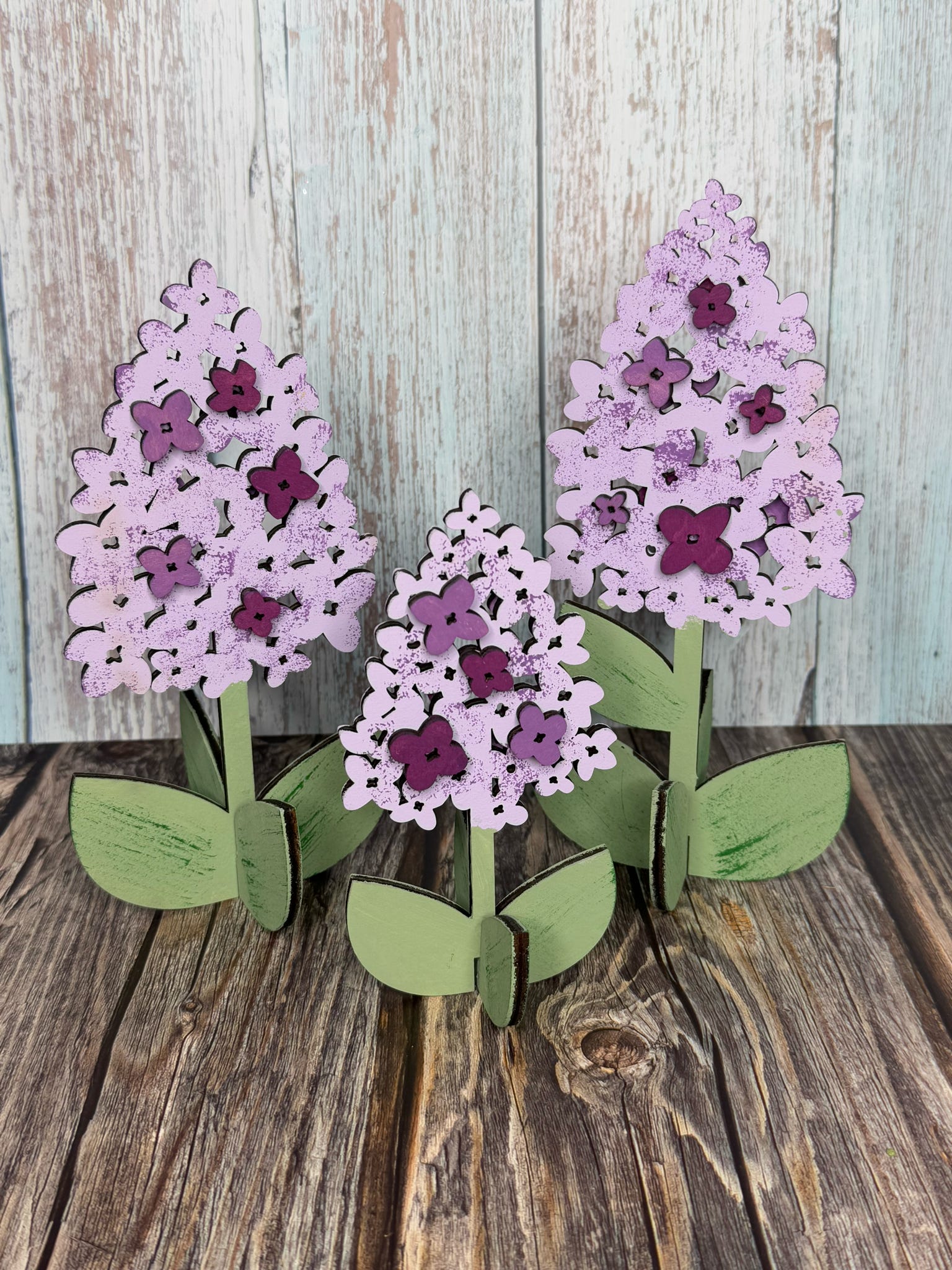 Standing Lilac Trio P13750