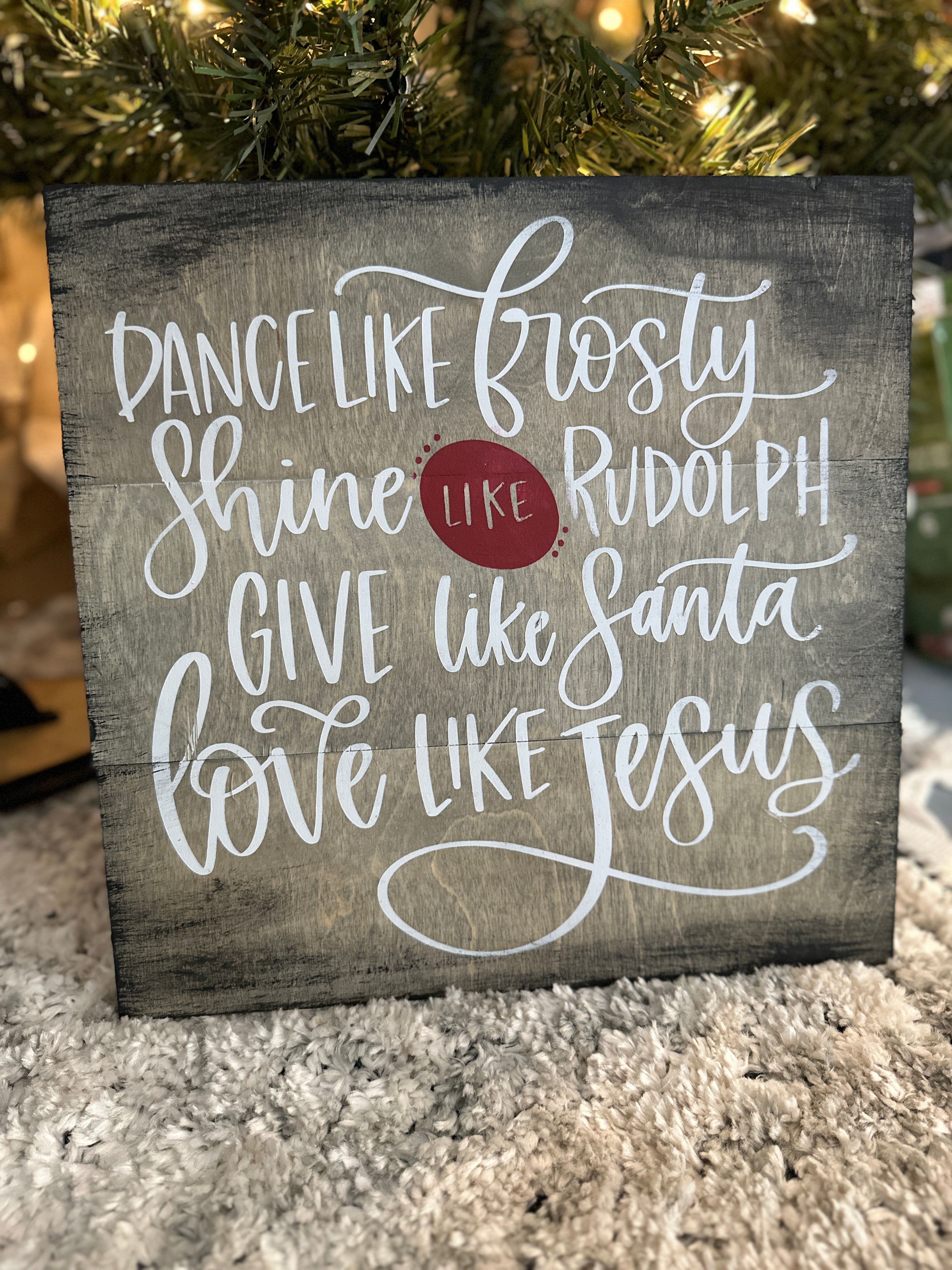 Dance Like Frosty, Love like Jesus: SQUARE DESIGN - Paisley Grace Makery