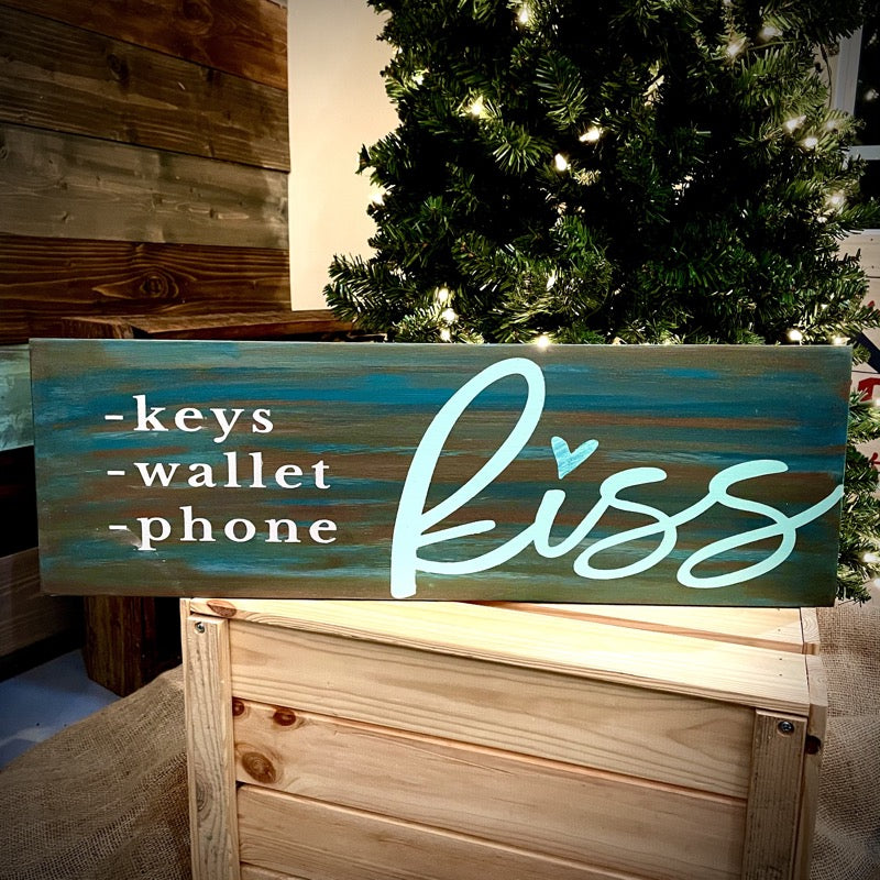 Keys Wallet Phone KISS: Plank Design - Paisley Grace Makery