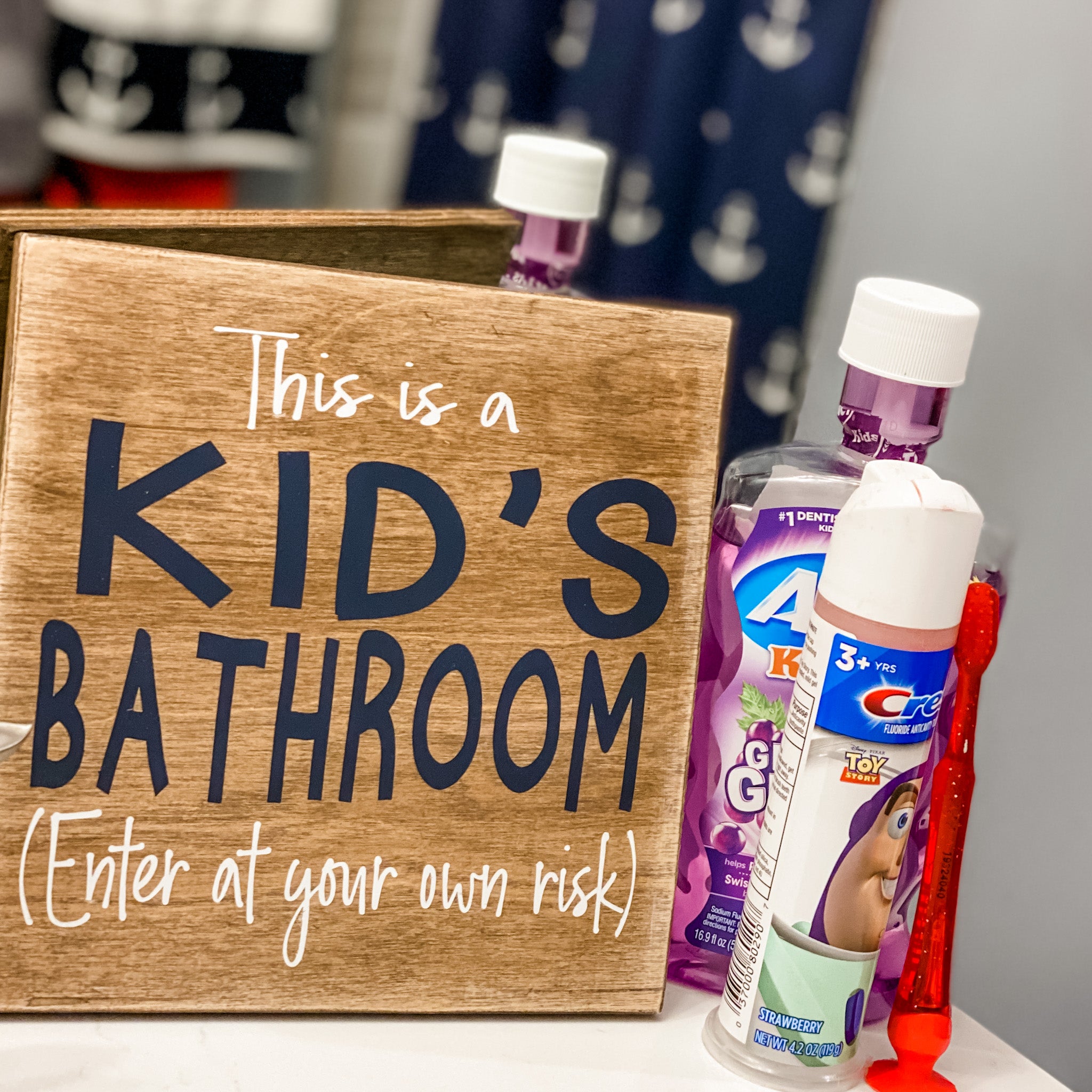 This is a Kid Bathroom: MINI DESIGN - Paisley Grace Makery