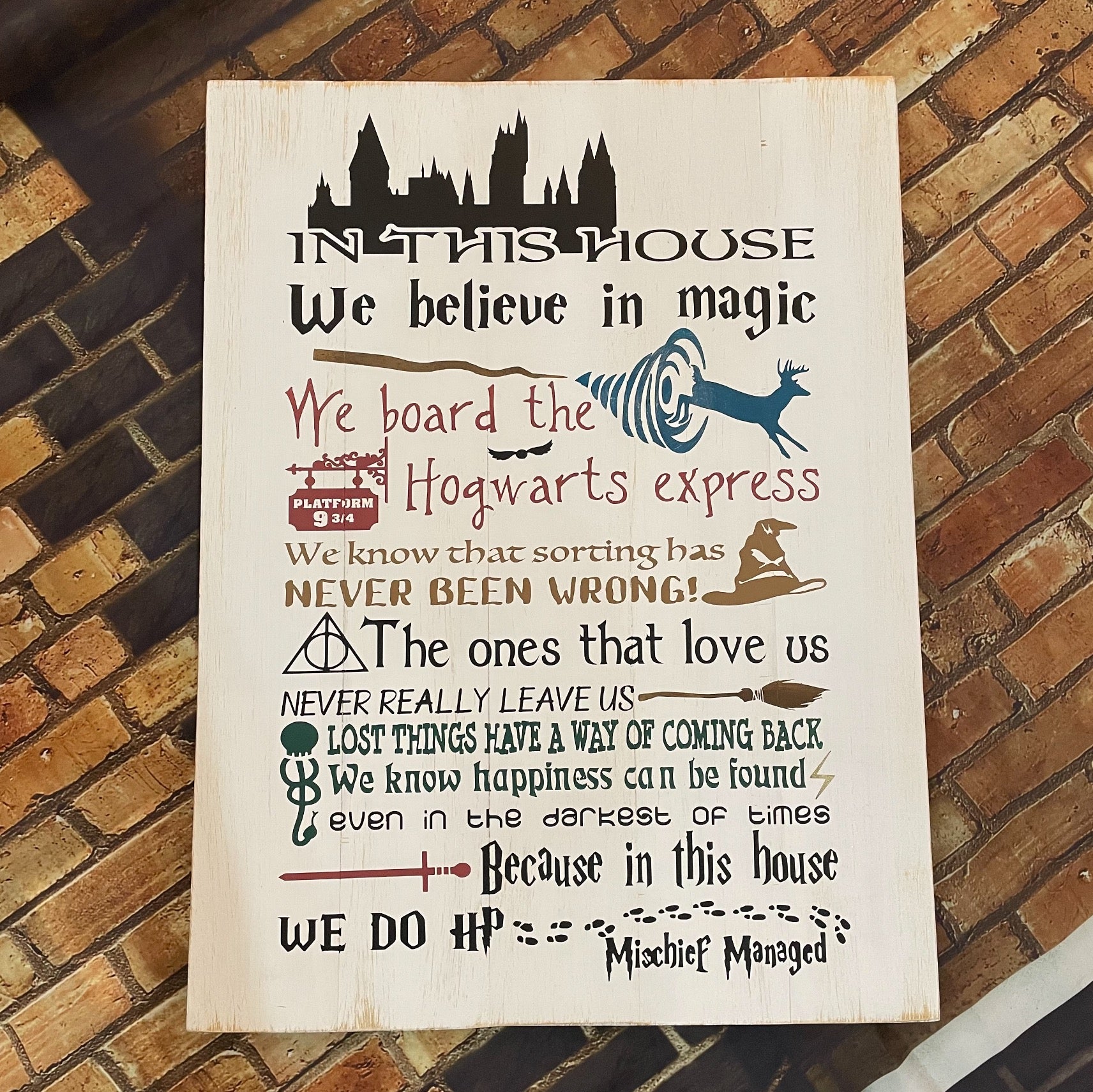 In This House Harry Potter: Signature Design - Paisley Grace Makery