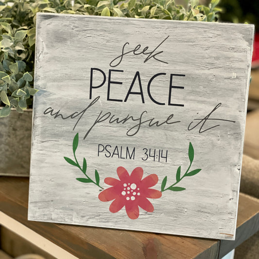 Seek Peace and Pursue It: SQUARE DESIGN - Paisley Grace Makery